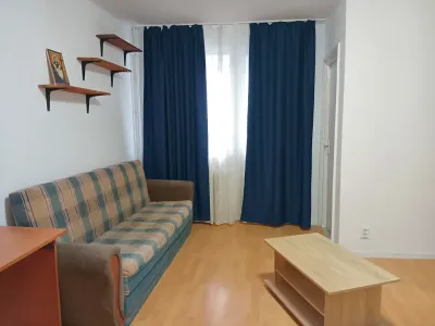 inchiriere garsoniera Sector 6 București living relaxare